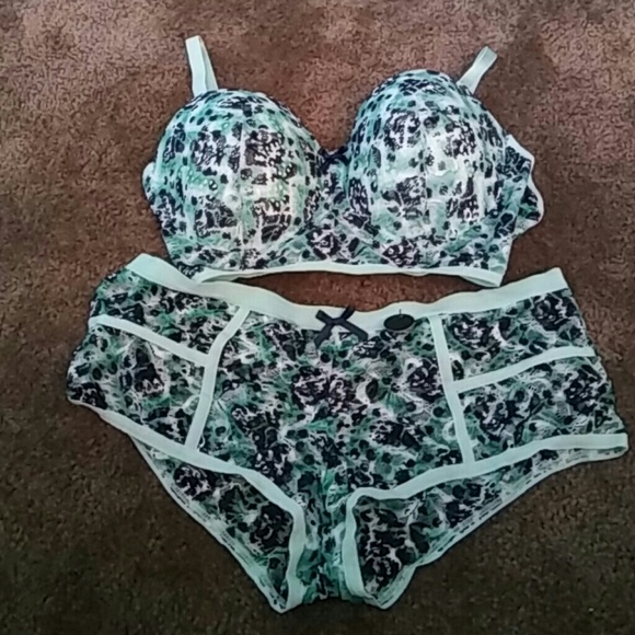 Other - Beautiful panty and bra sets